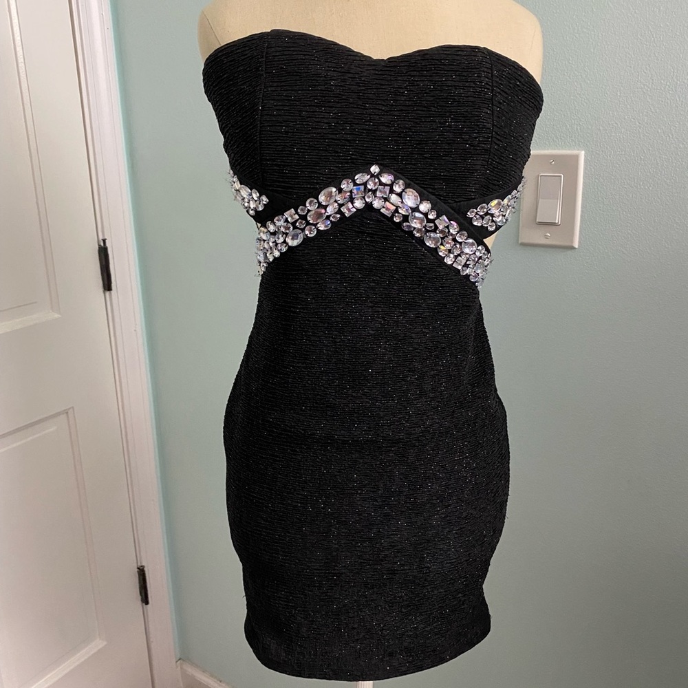 Juniors' Black Strapless Embellished Glitter Dress Size 5